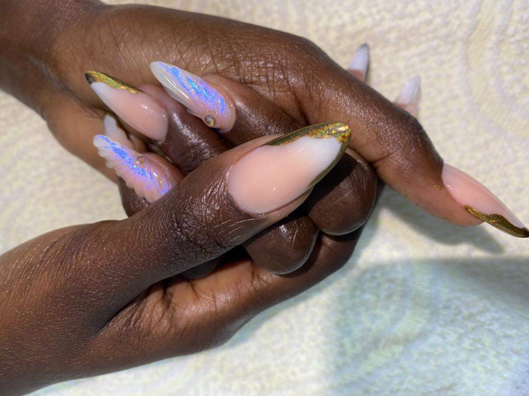 Elite nails -ug