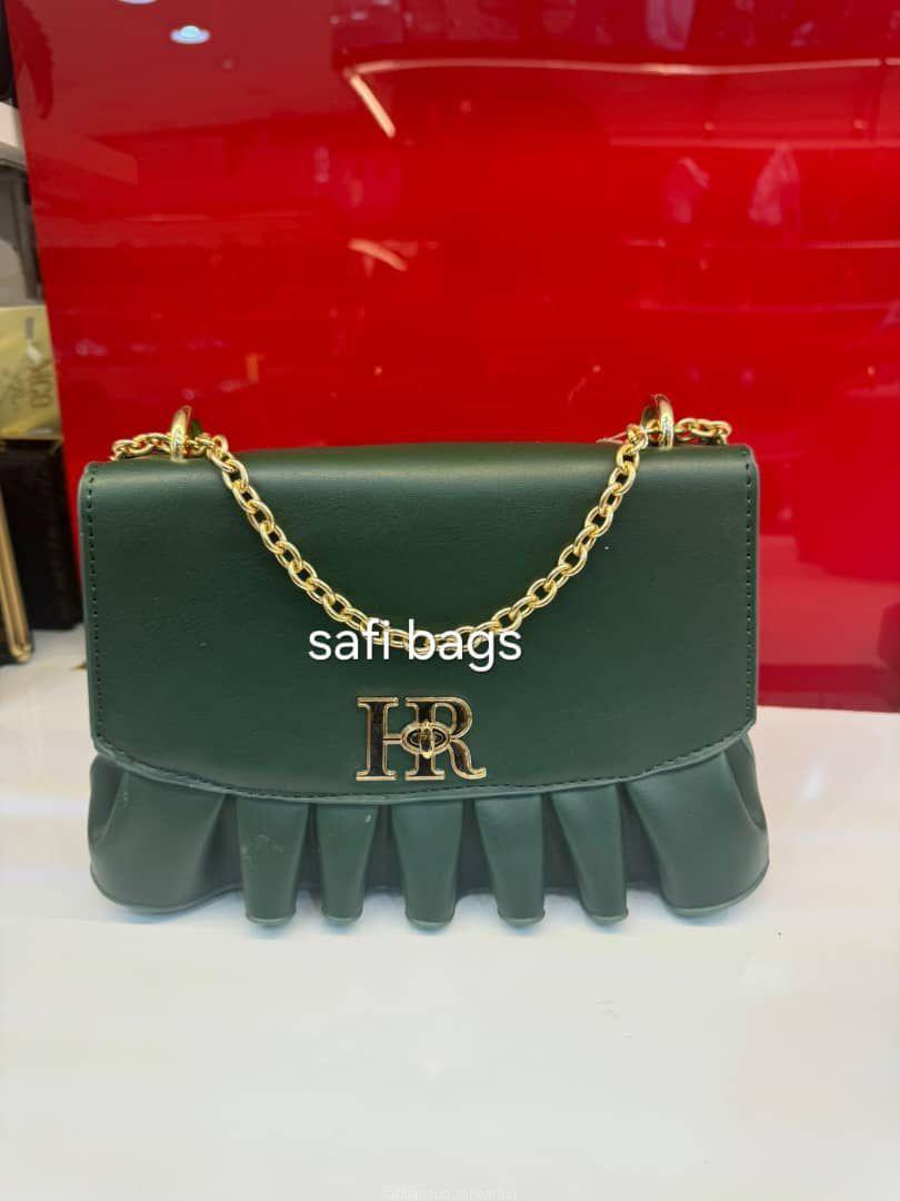 Trendy ladies bag