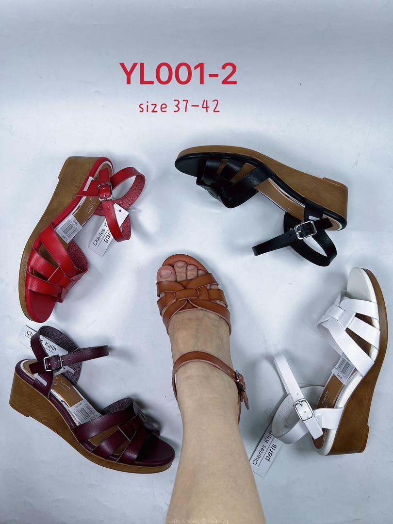 Ladies shoes