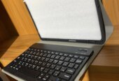Smart keyboards for tablets