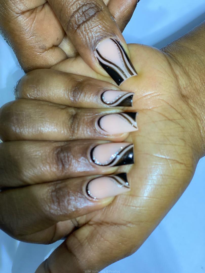 Elite nails -ug