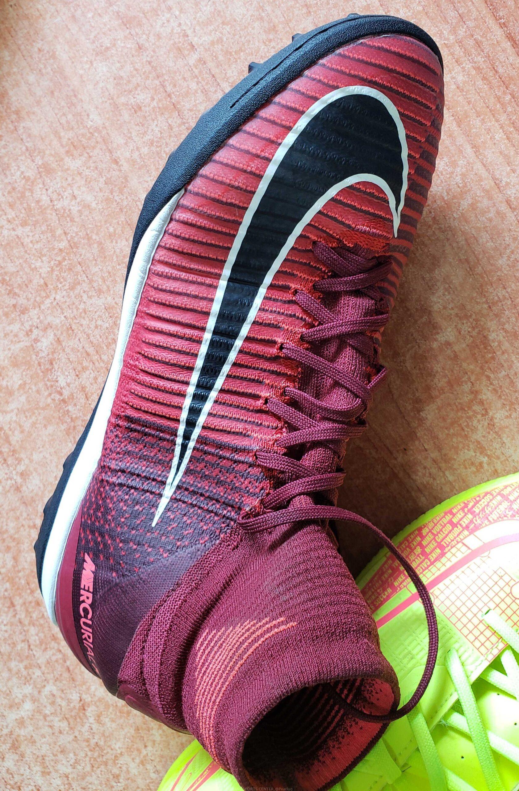 Fairplay and indoor soccer boots