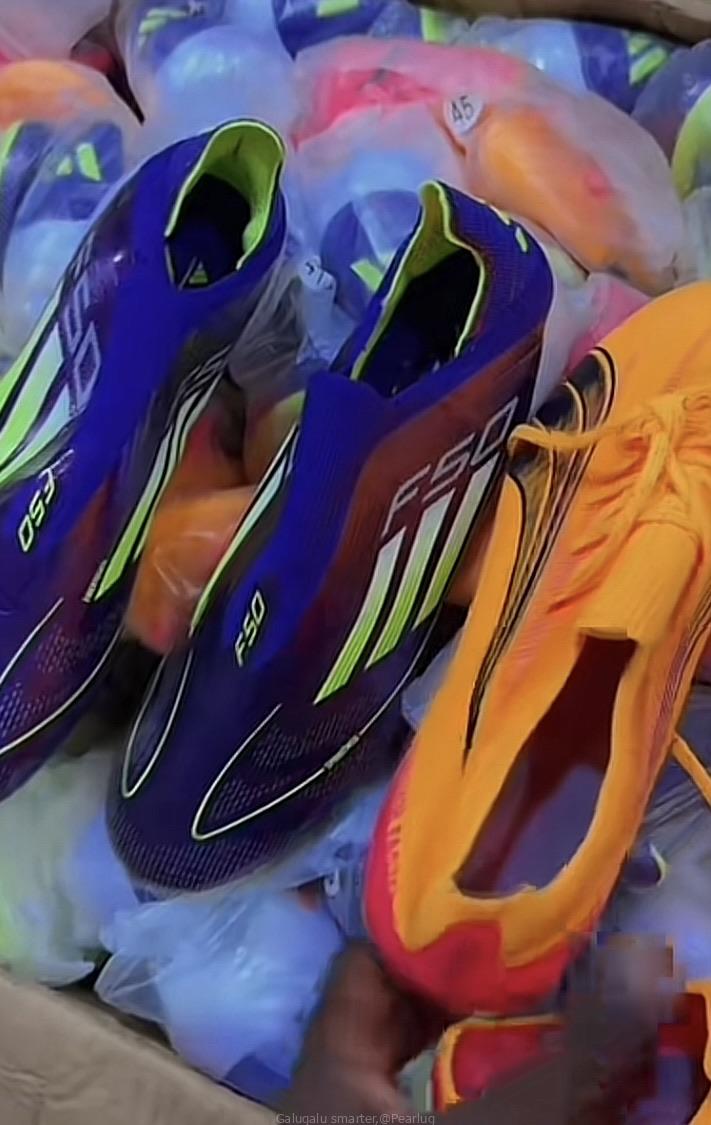 Football shoes