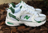 Ladies sneakers