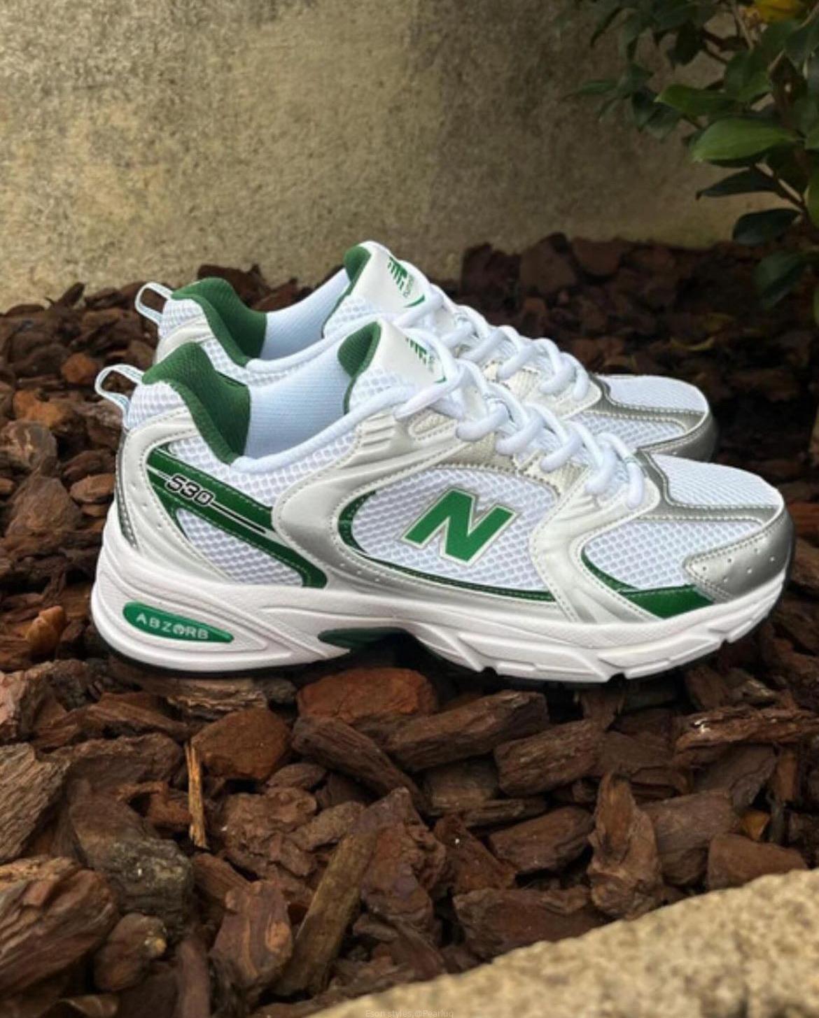 Ladies sneakers
