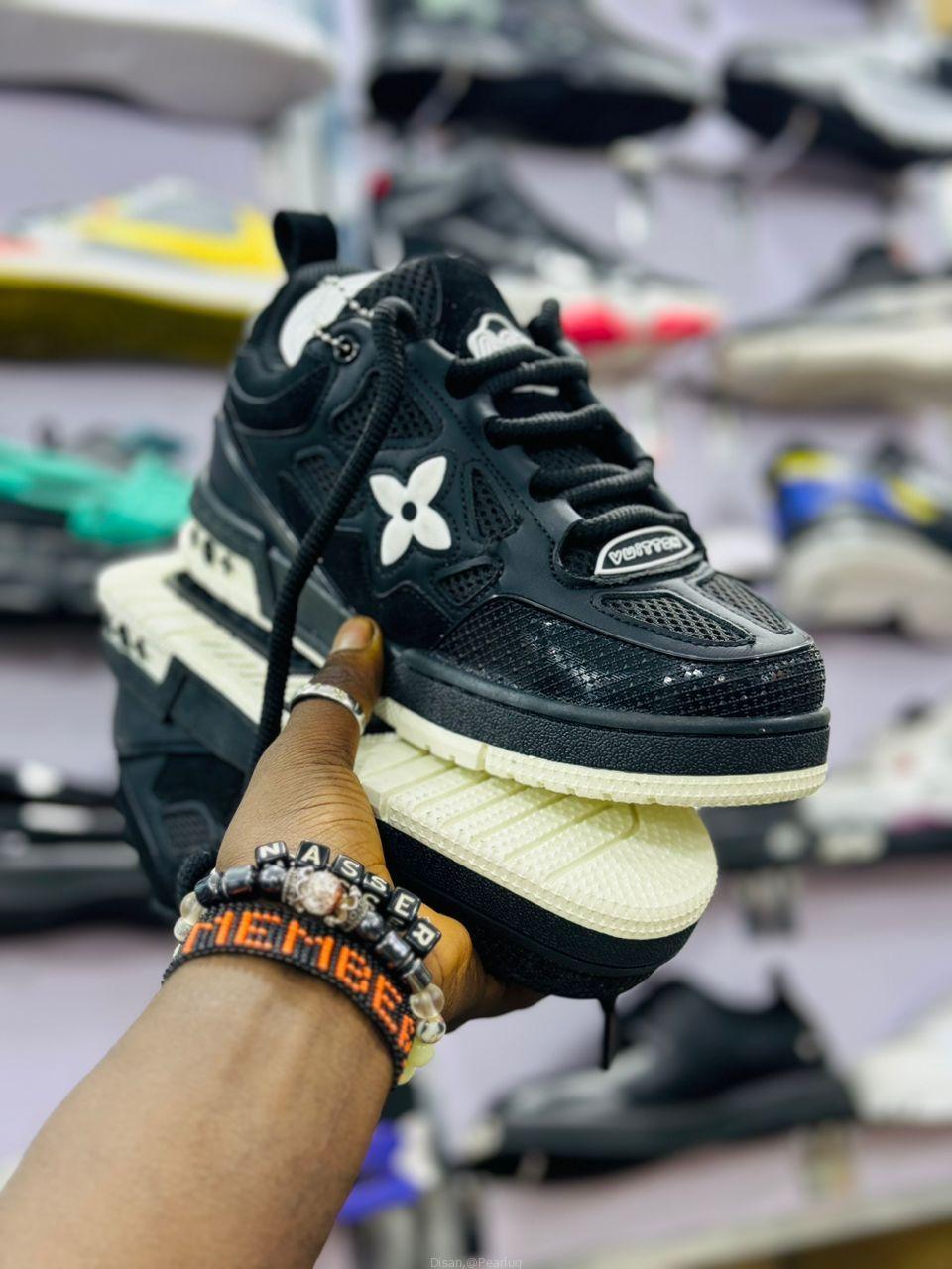 Lkis Vuitton