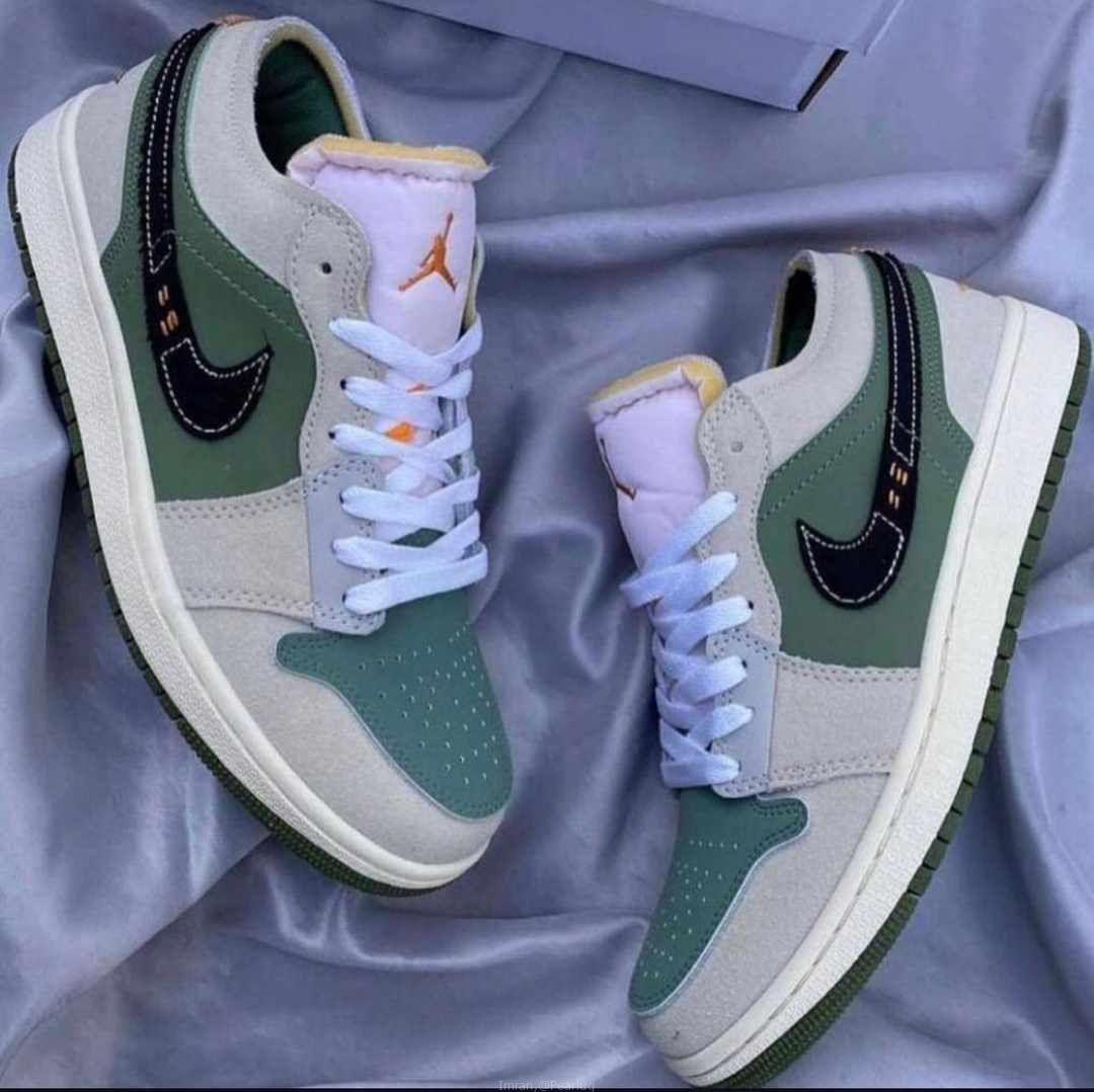 Casual shoes