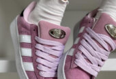 Ladies sneakers