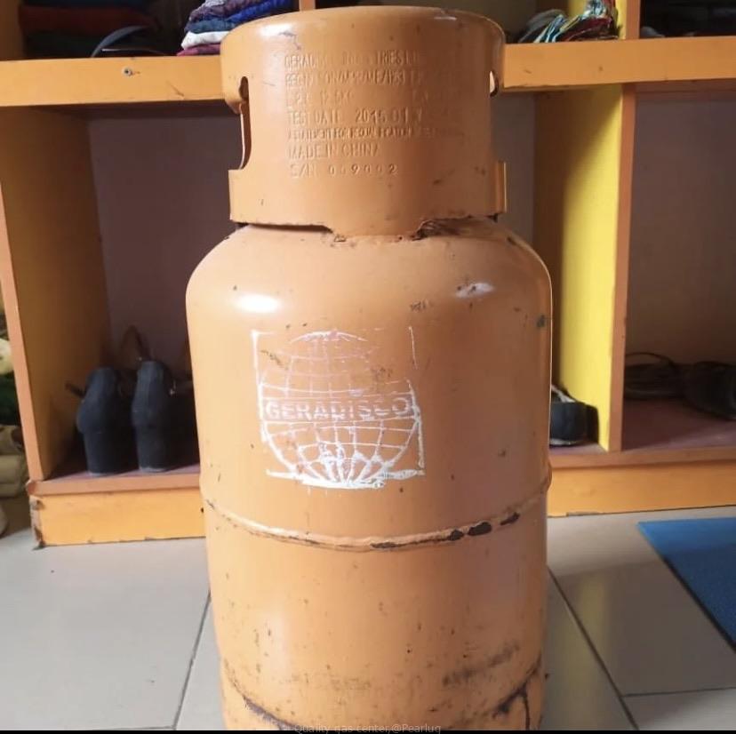 Gas cylinder