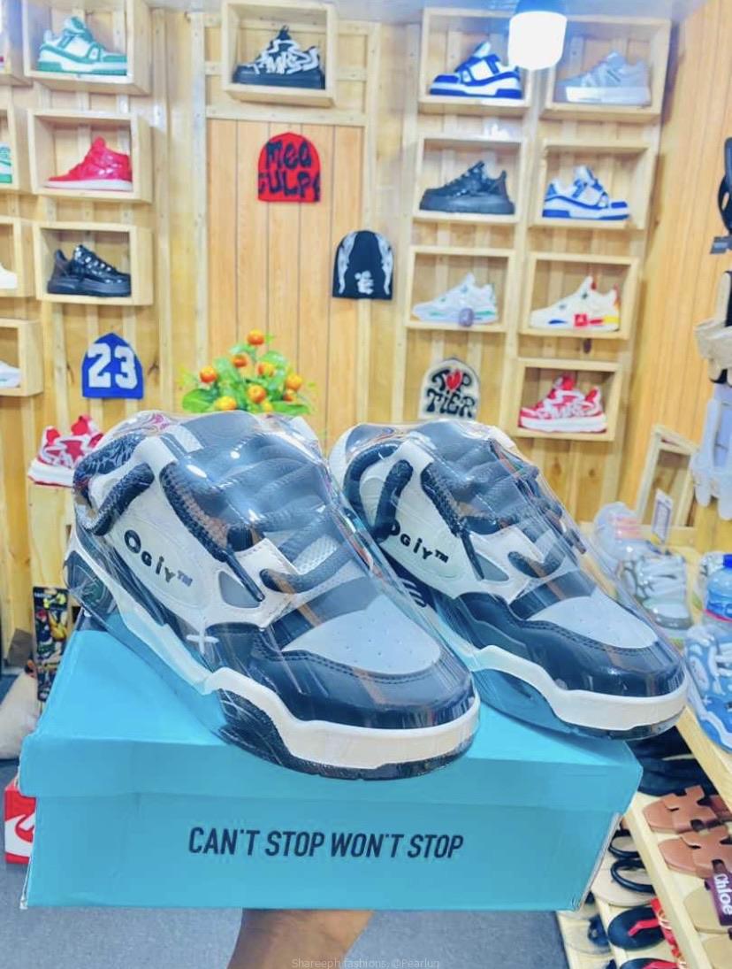 Best simple sneakers