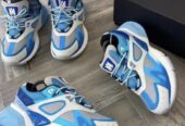 Casual shoes