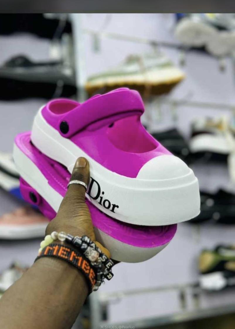 Dior crocss
