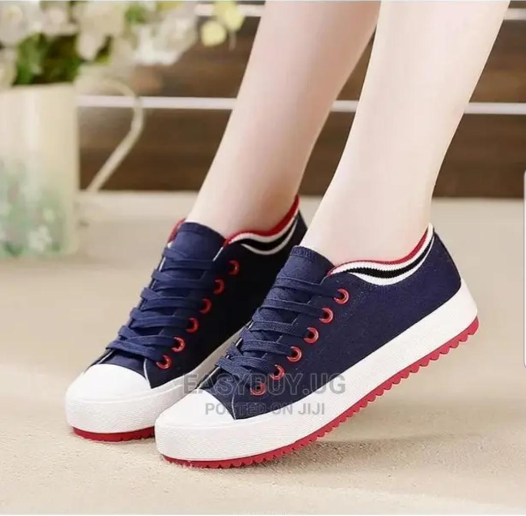Ladies kicks