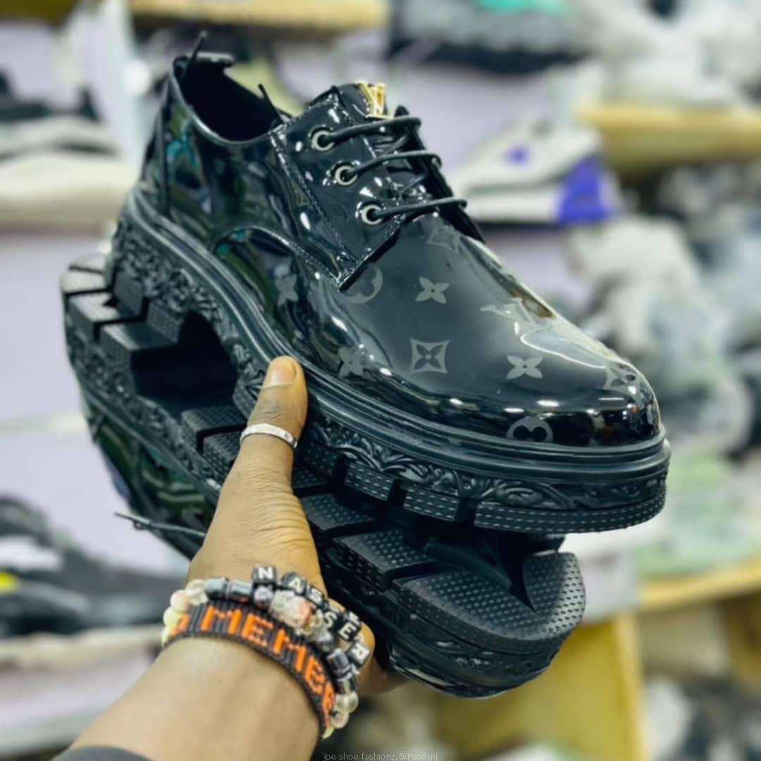 Botenga shoe