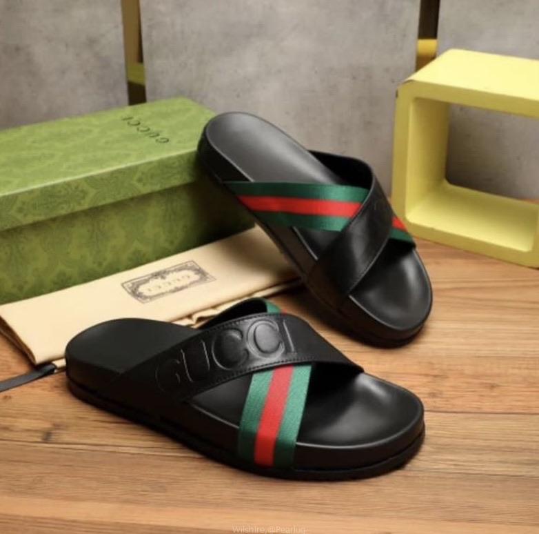 Open shoes