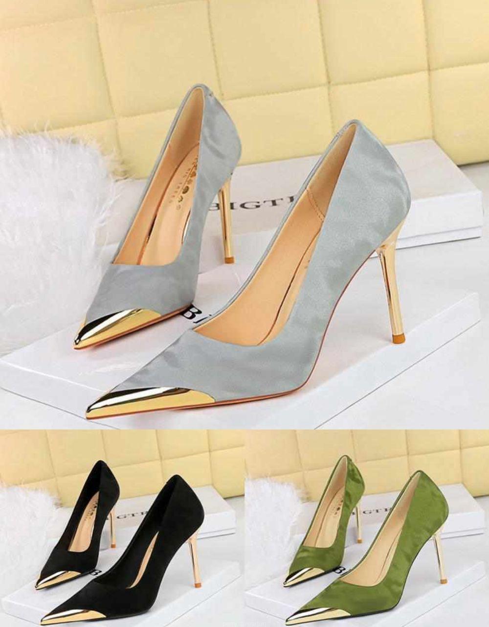 Ladies shoe