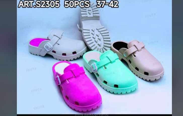 Ladies shoes
