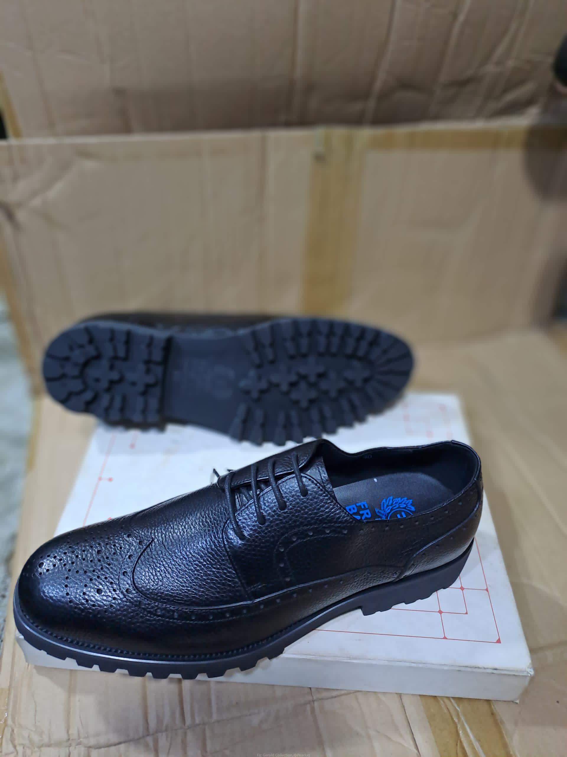 Oxford Leather 👟