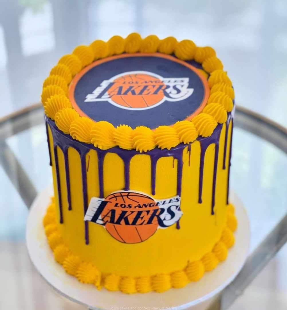 Lowie cakes and confectionery