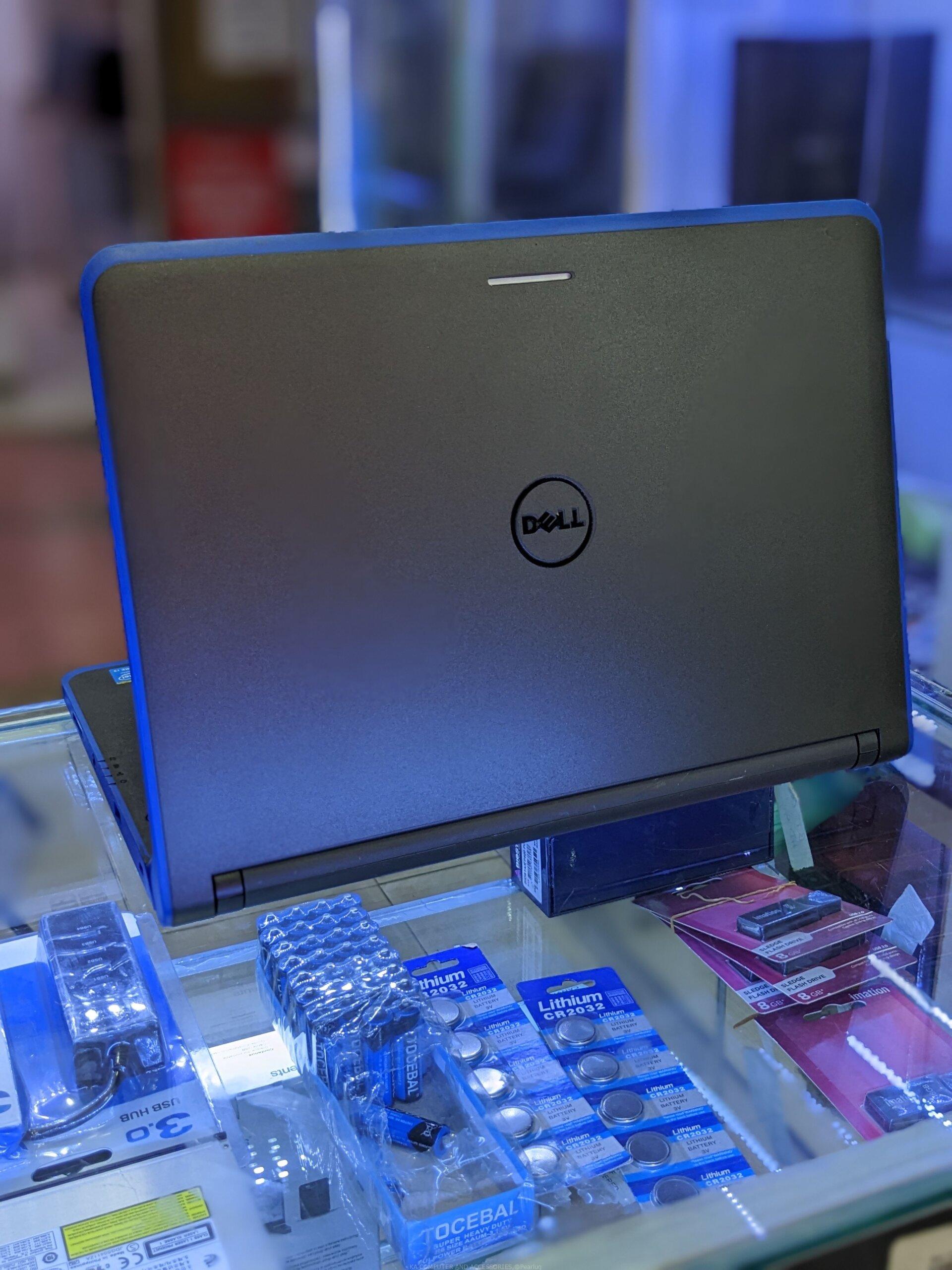 Dell Latitude 3340