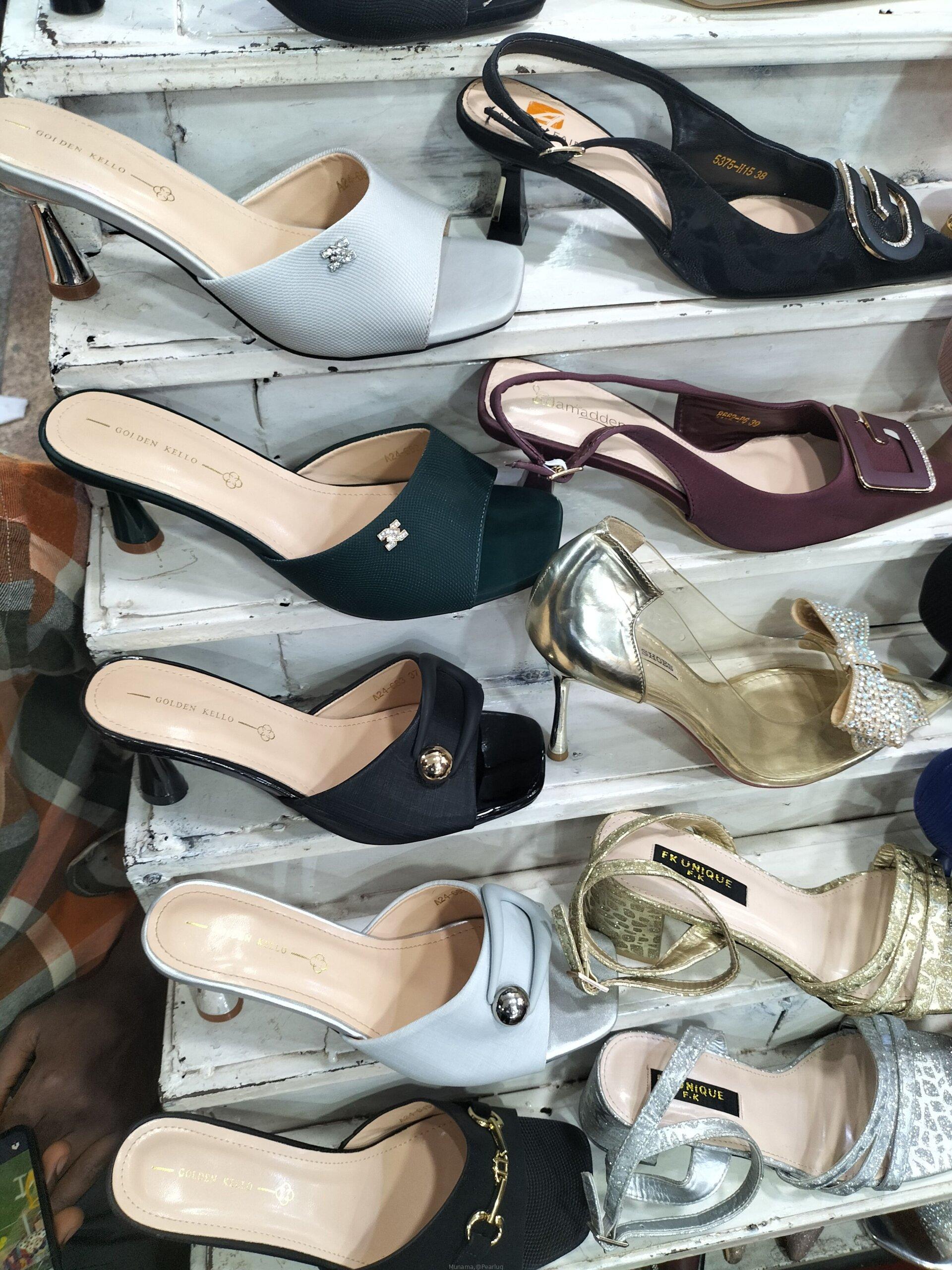 Ladies shoes