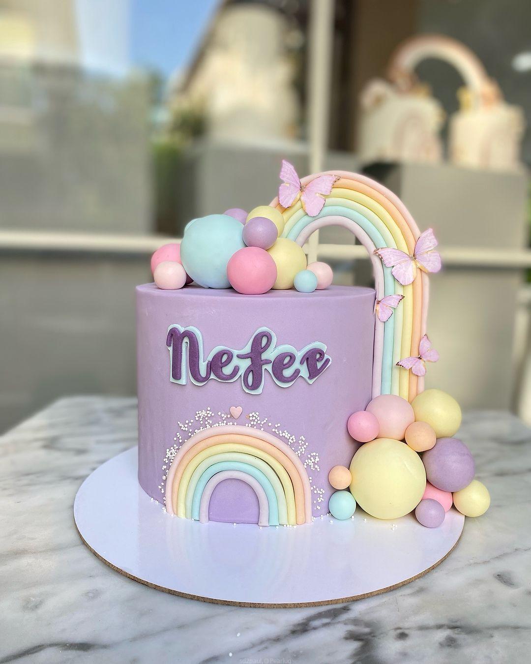 Flowers 💐 bouquet & Cakes 🎂
