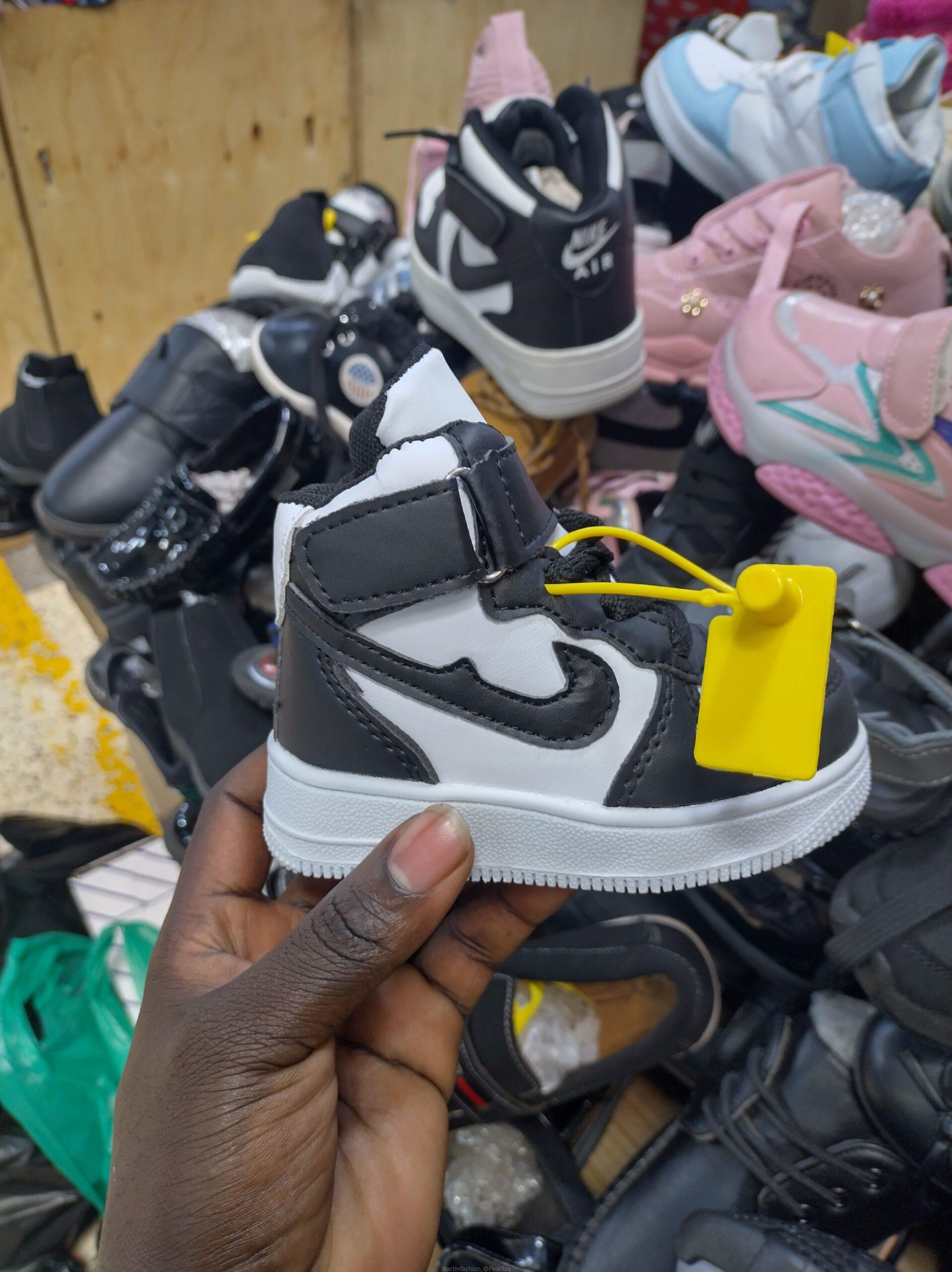 Kids sneakers