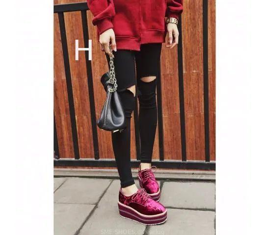 Ladies shoes