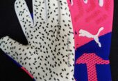 Goalkeeper gloves