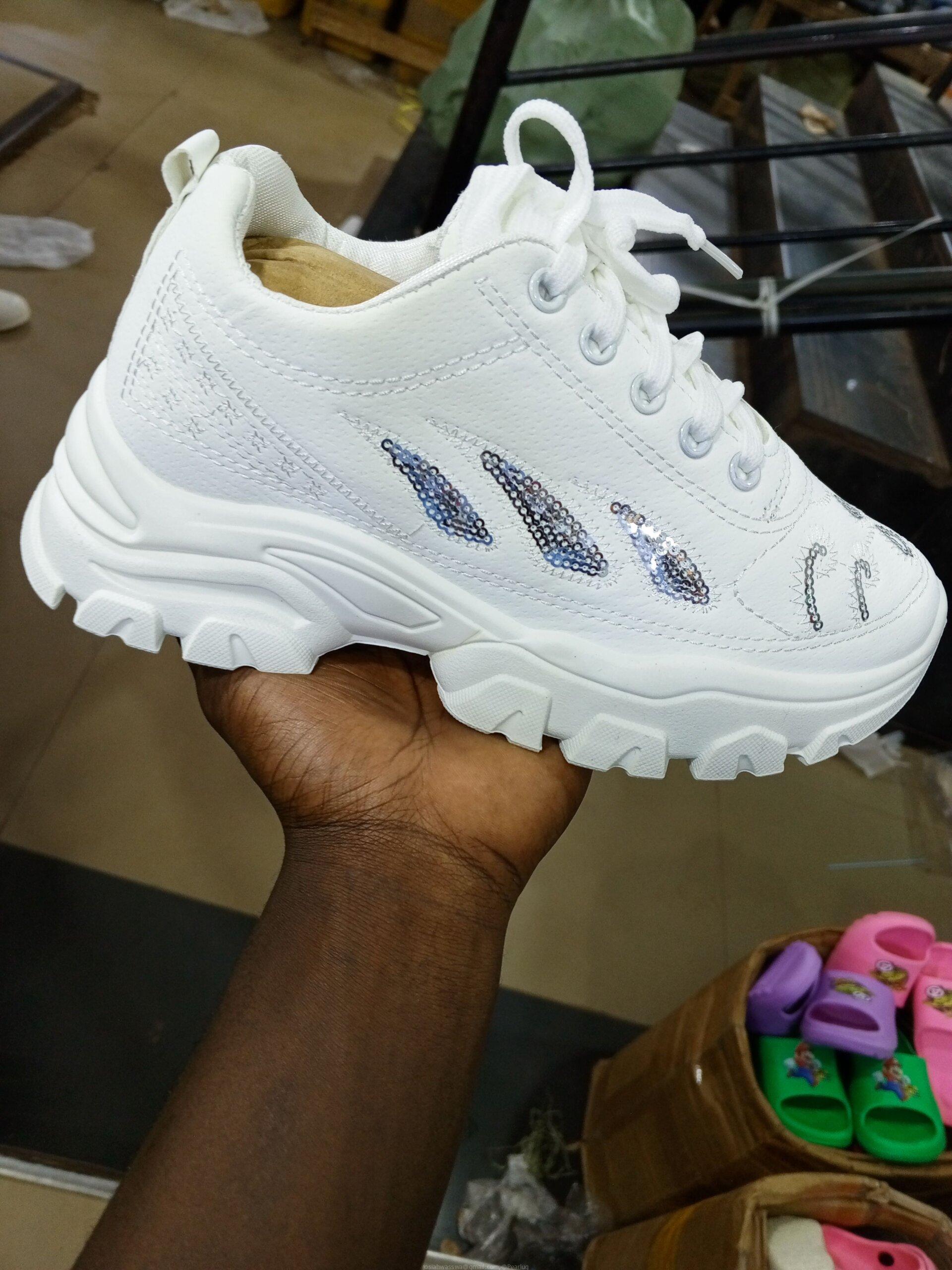 Sneaker