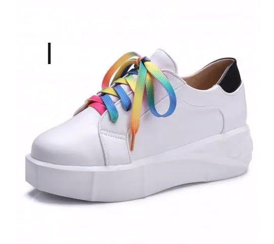 Ladies shoes