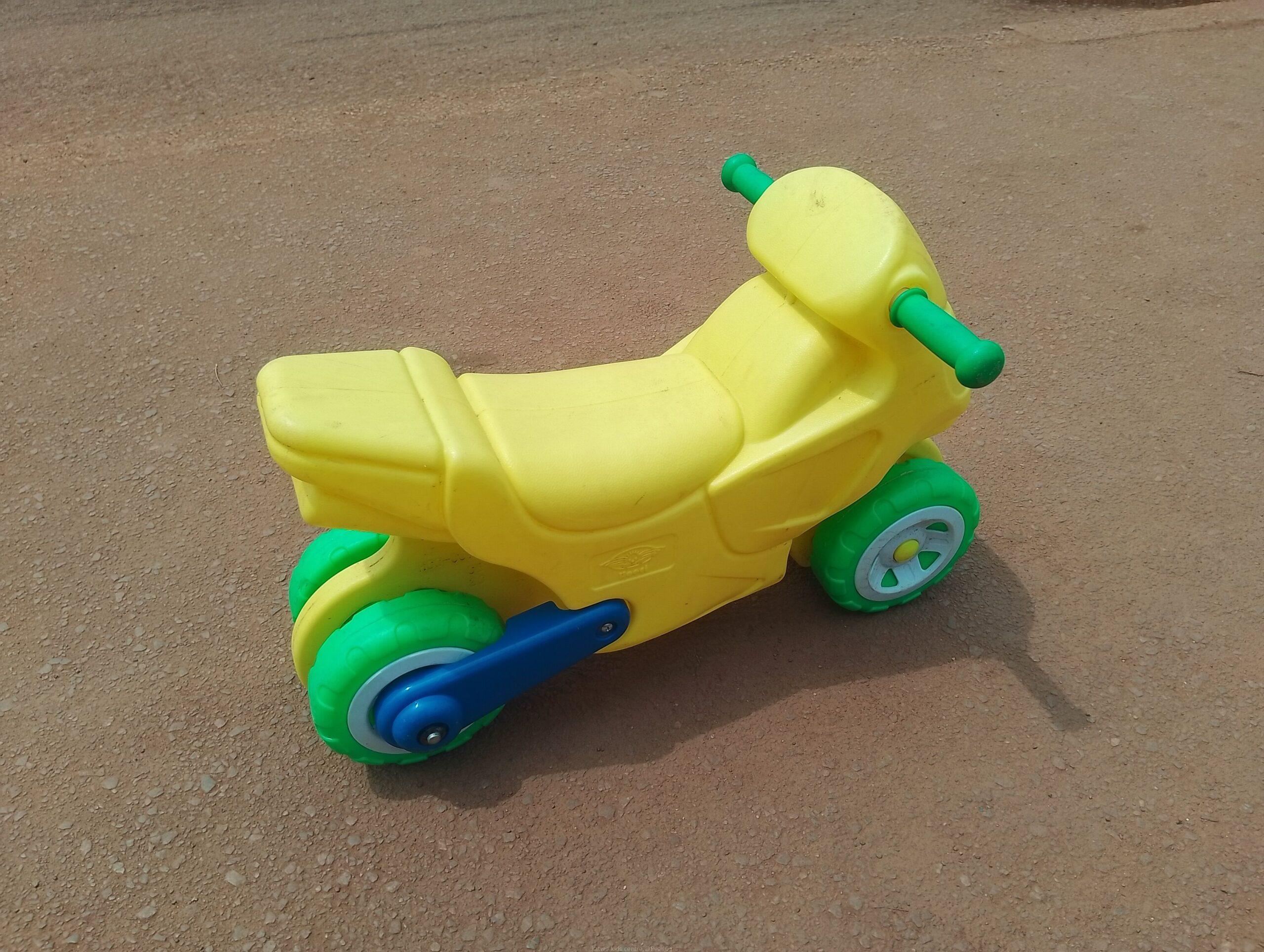 Yellow docker