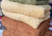 volvet bedcover