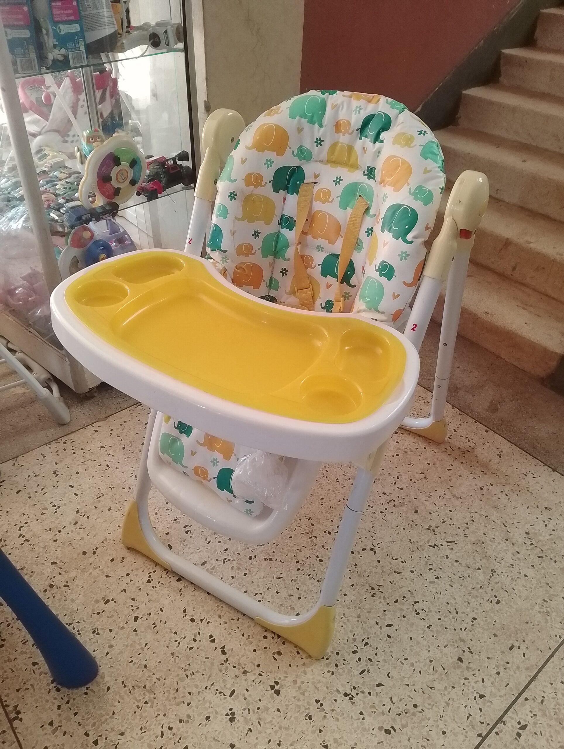 London feeding chair