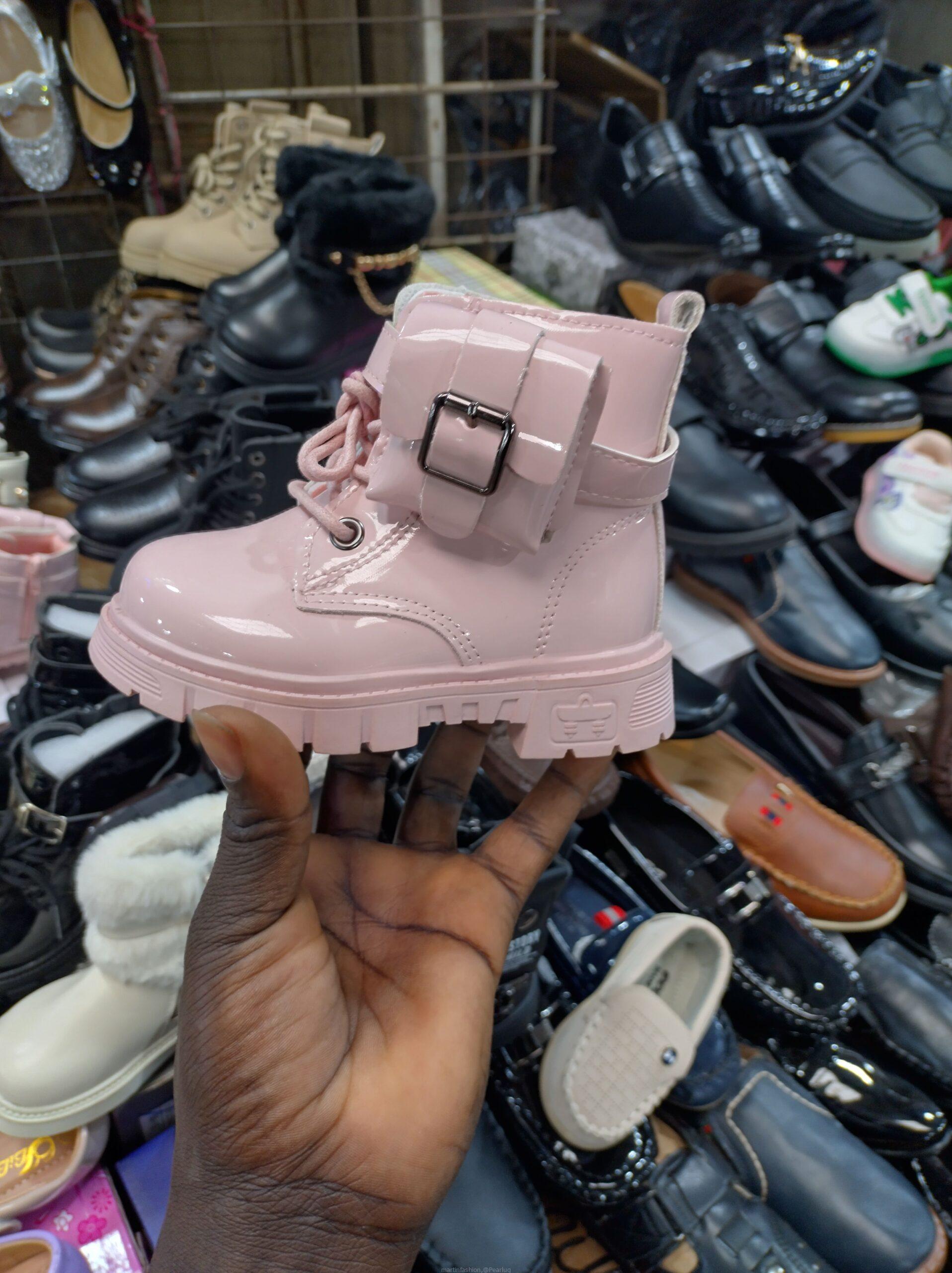 Girls boots