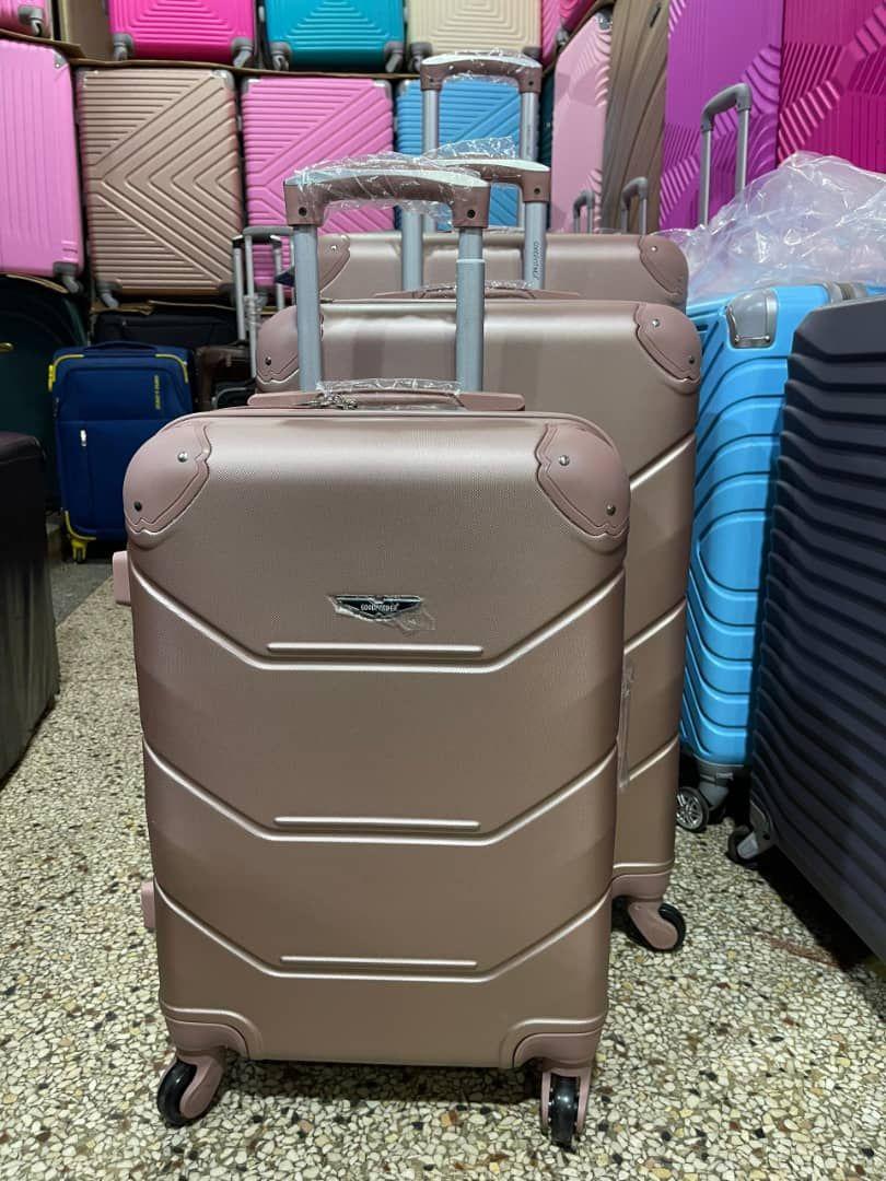 Plastic suit case