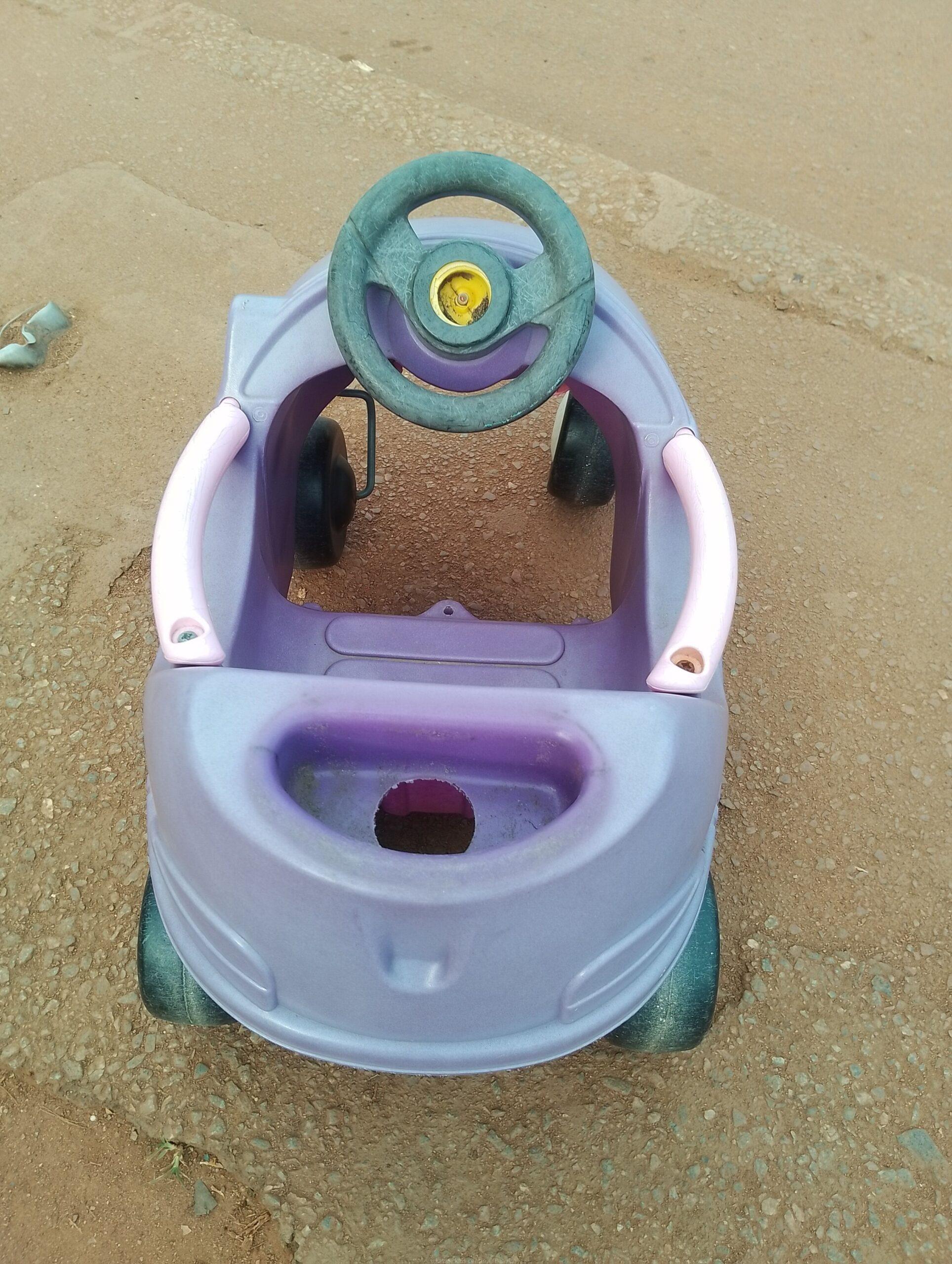 Kids toy car