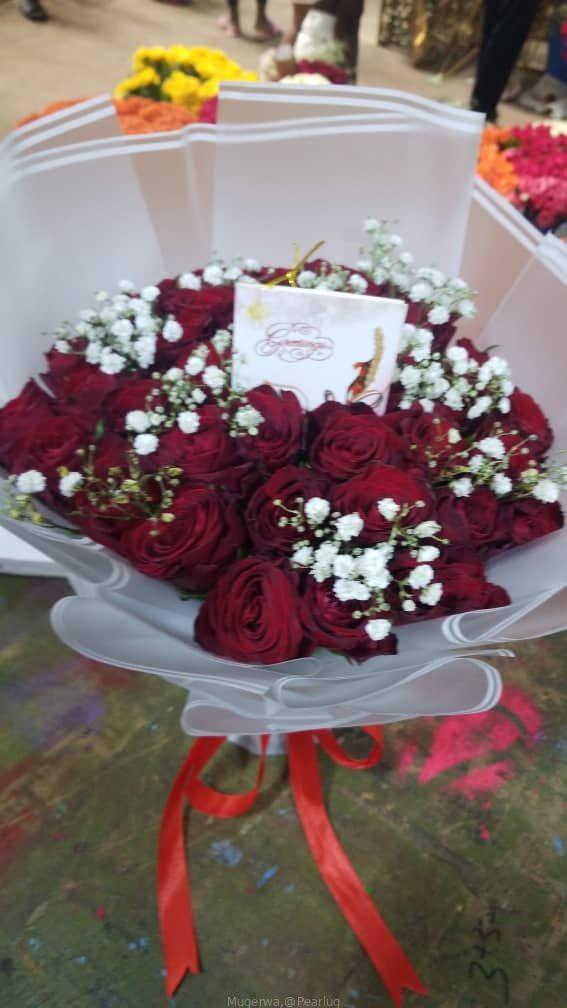 Cakes birthdays party’s surprises gifts love flowers roses