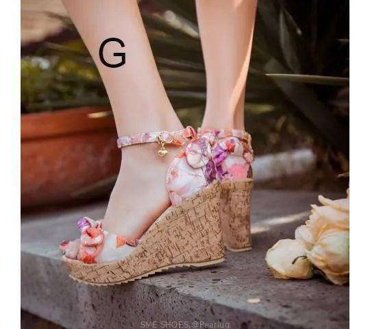 Ladies shoes