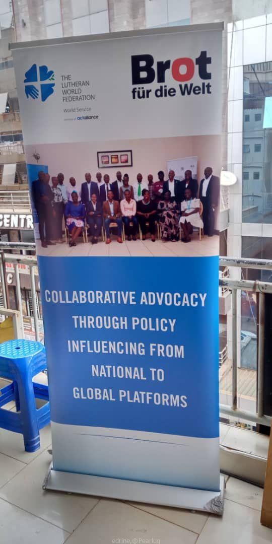 Pull-up banner
