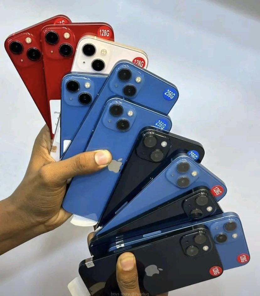 iPhone 13s