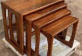 Vintage nesting mugavu table