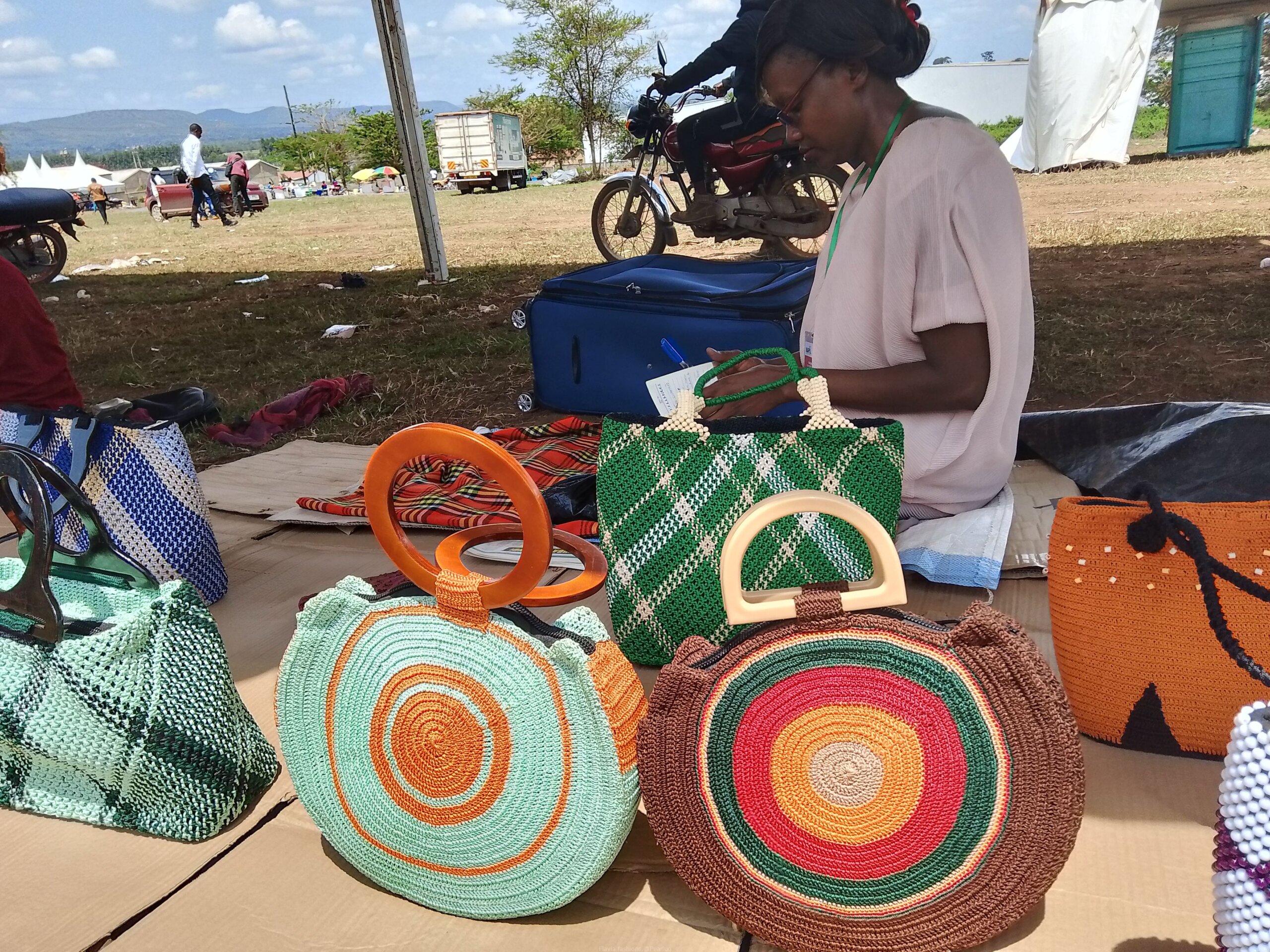 Hand bag