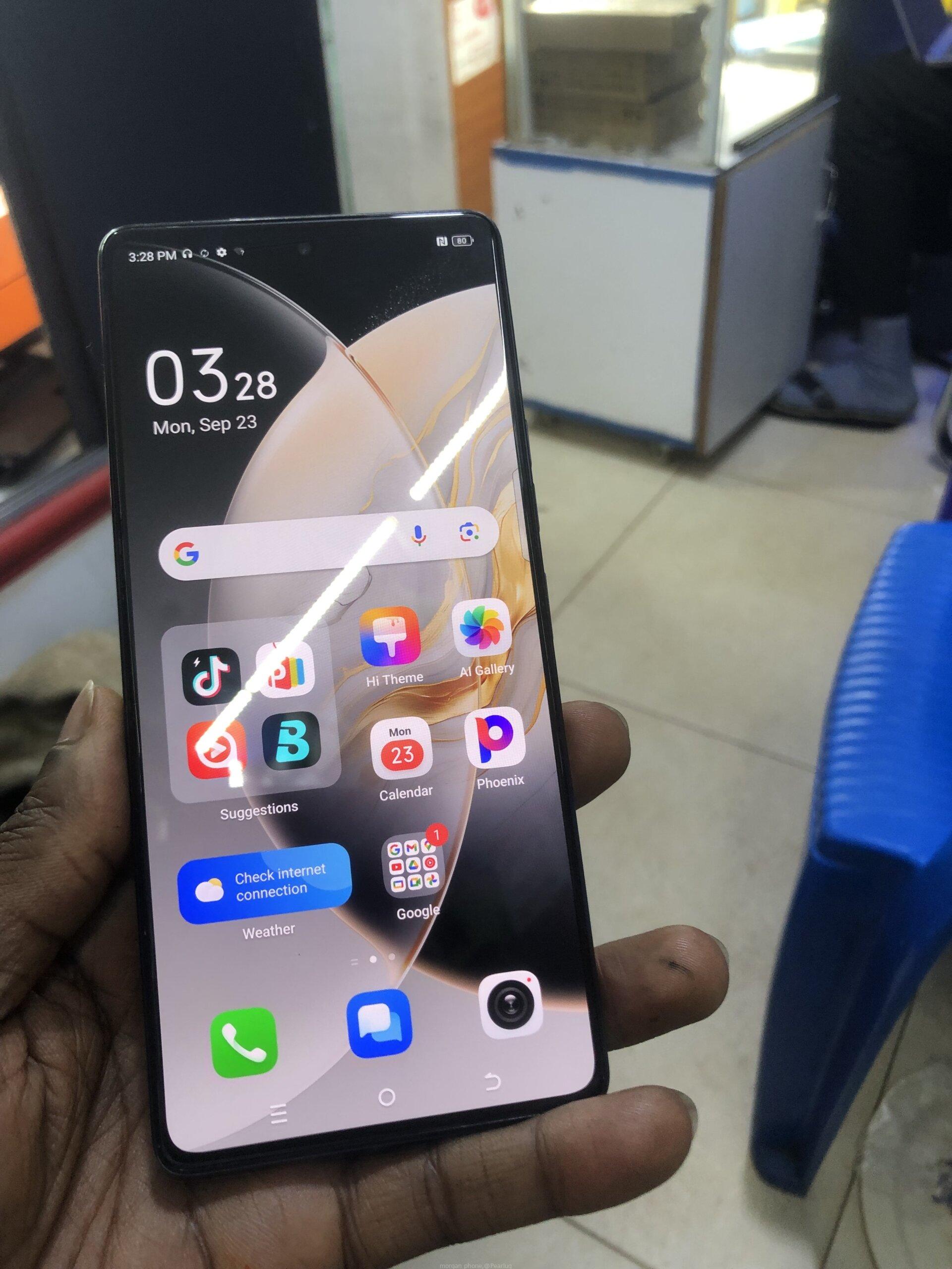 TECNO CAMON 30