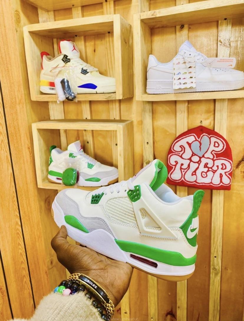 Sneakers