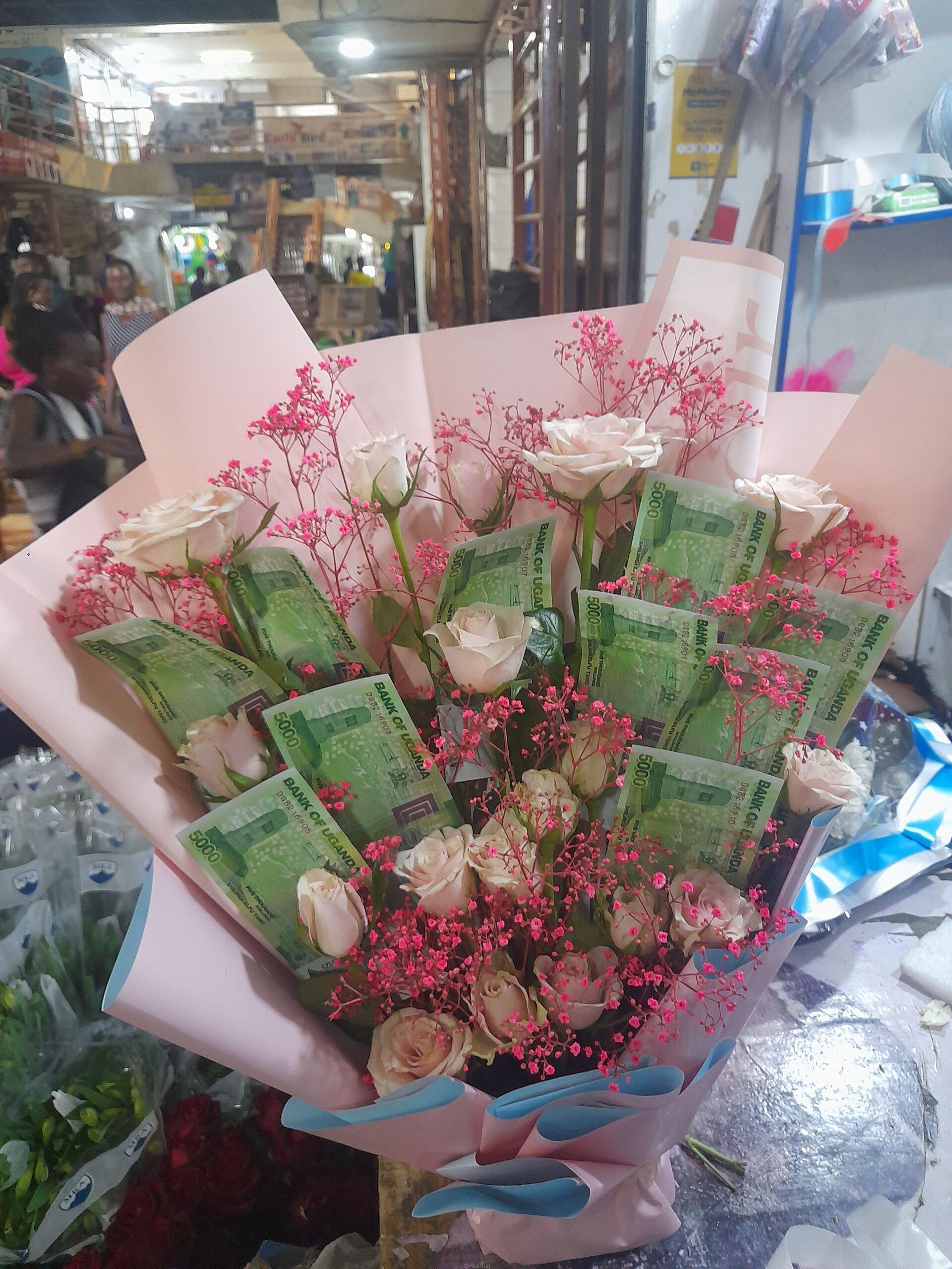 Cake cakes fresh flowers money bouquet 100 gkla