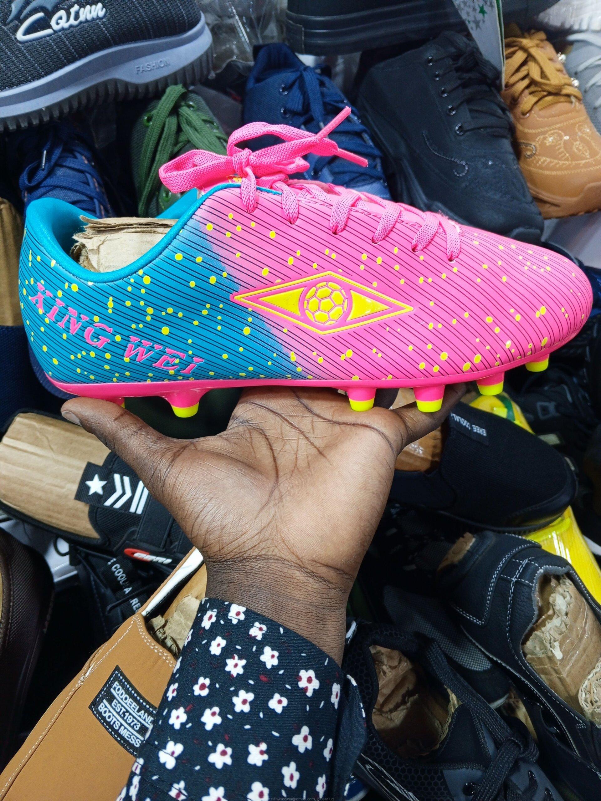 Football shoes