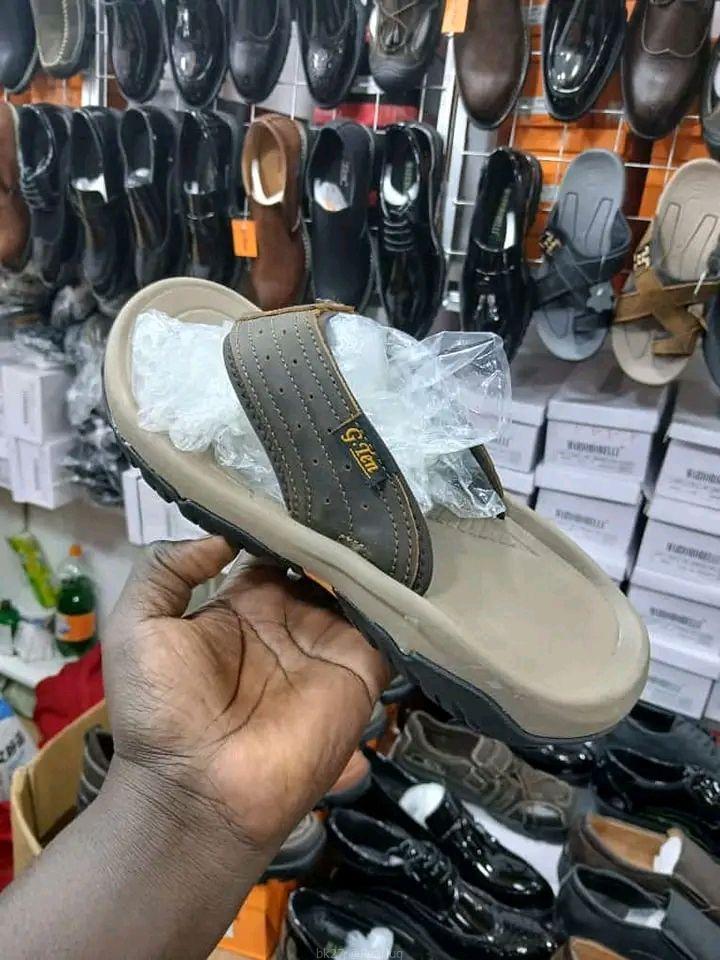 Sandles