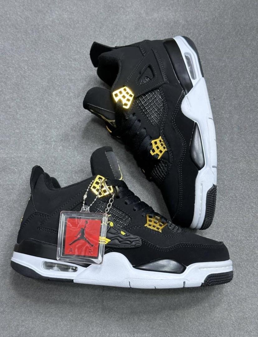 Jordan 4s
