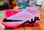 Soccer boots
